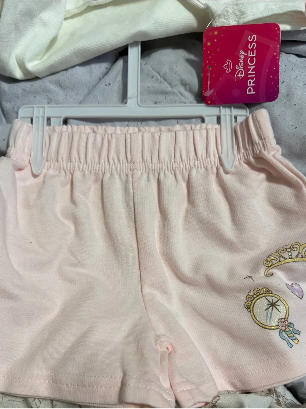 Disney Princess Girls 2t Princess shirt and shorts NWT